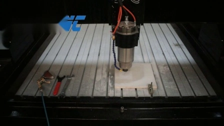 Fresadora CNC para madeira de alta qualidade 5,5kw Máquina de gravação em pedra CNC